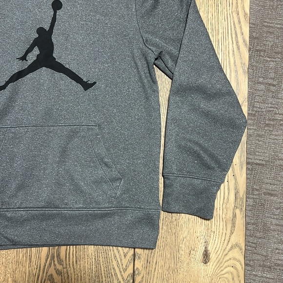 Jordan Hoodie - Size Large (12-13 years) - Picture 5 of 9